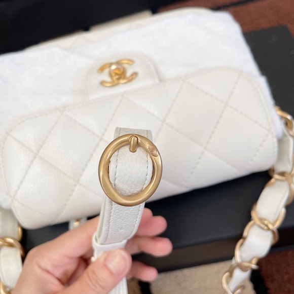 Chanel mini flap bag 💕 - Picture 15 of 16